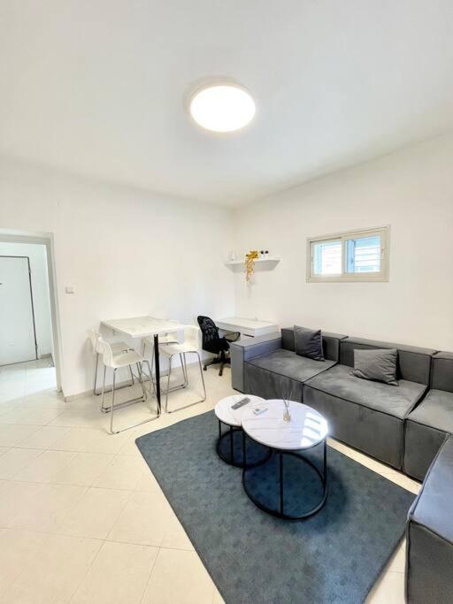 Rambam Beach Apartment Haifa Esterno foto