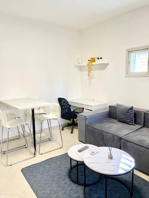 Rambam Beach Apartment Haifa Esterno foto