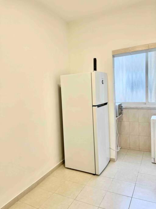 Rambam Beach Apartment Haifa Esterno foto