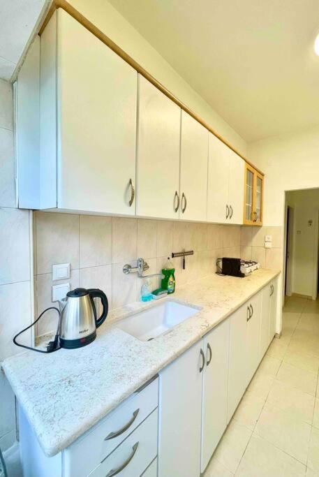Rambam Beach Apartment Haifa Esterno foto
